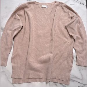 Abercrombie and Fitch V neck leggings sweater